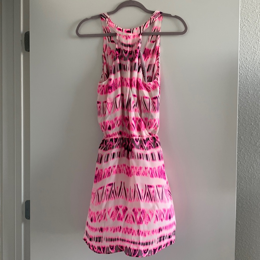 Parker pink cosmos dress size medium tags on never worn. Perfect condition.